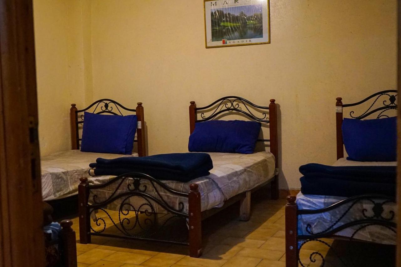 De Jeunes Hostel *